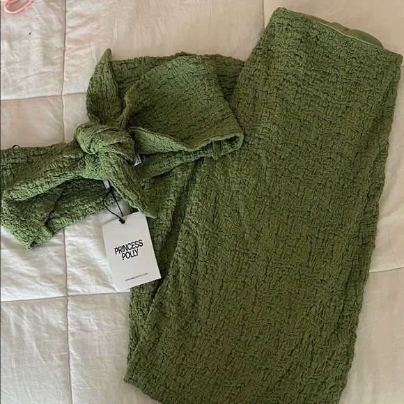 Princess Polly Dresses & Skirts - Princess Polly Green Maxi Set